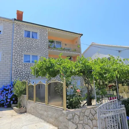 By The Sea Arbanija, Ciovo - 18661 Apartment Trogir