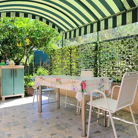 Apartamento By The Sea Arbanija, Ciovo - 18661 *